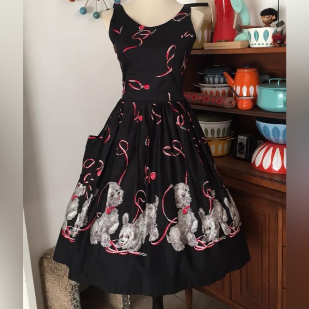 Hard to Find Retrospec’d Novelty Puppies Dress US 8